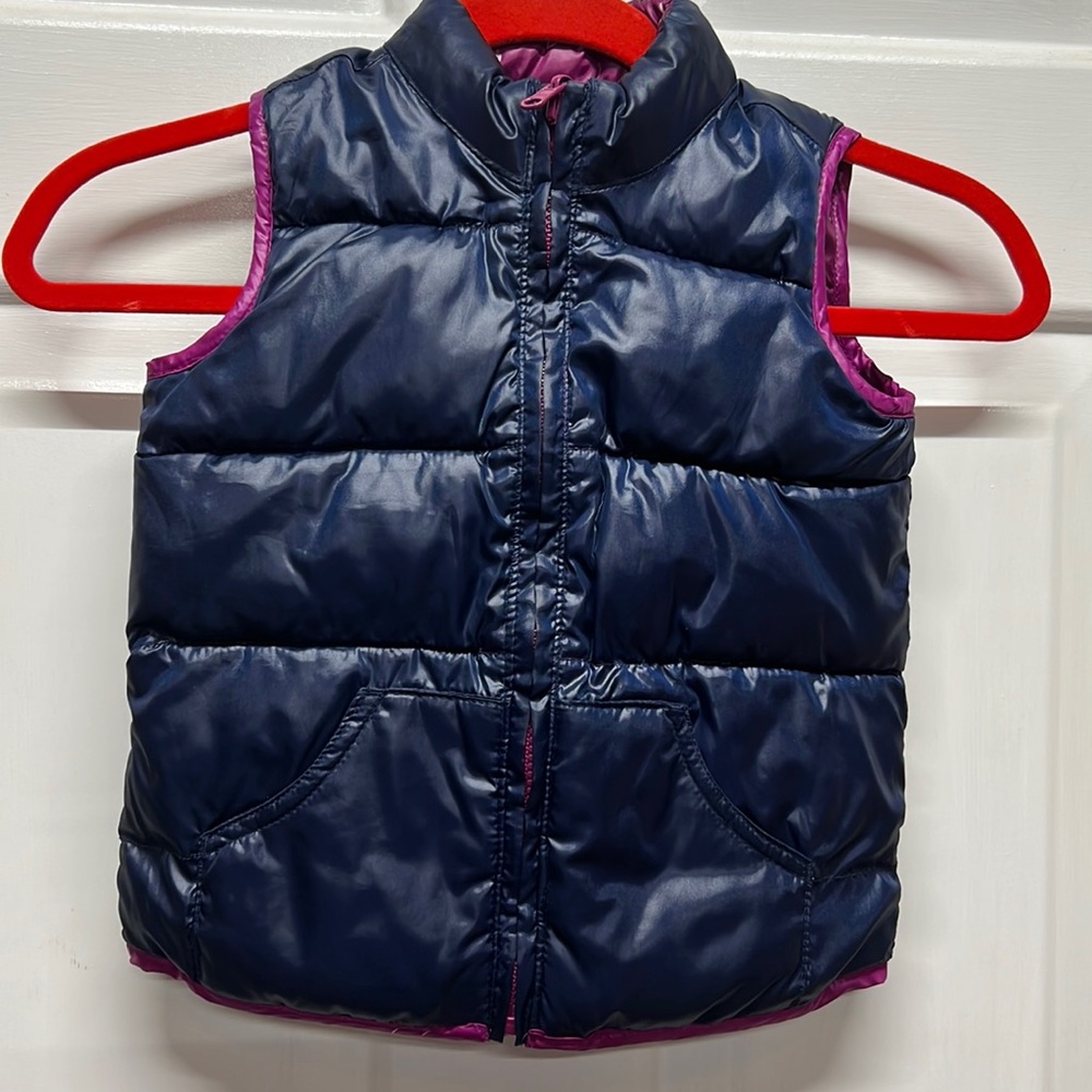 Old Navy Puffer Vest Girl’s Reversible Blue/Purple 5T